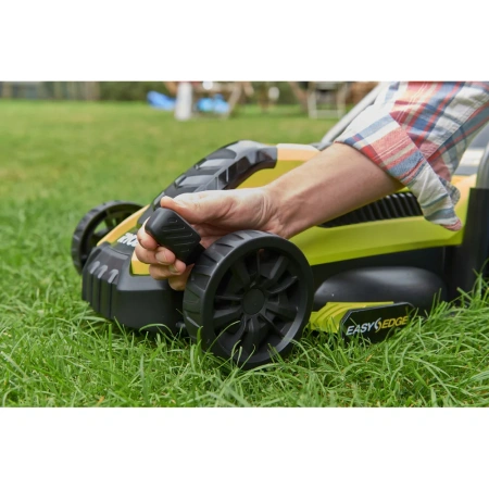 фото электрическая газонокосилка ryobi rlm13e33s